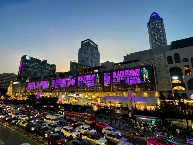 Black Friday 2025 ยืนหนึ่งดีลแรงสุดปลายปี “เซ็นทรัลพัฒนา” กวาดกำลังซื้อทั่วประเทศ ดันยอดขายโตขึ้นกว่า 24%