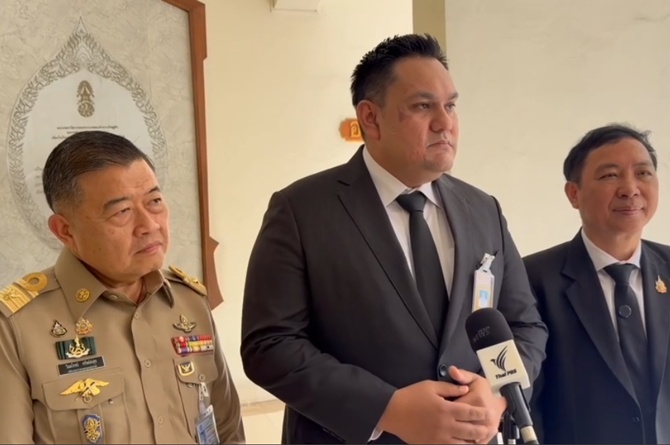 สธ.-เกษตรฯ แถลงยันเสือเชียงใหม่ตาย 72 ตัว ไม่ใช่ไข้หวัดนก แต่เป็น