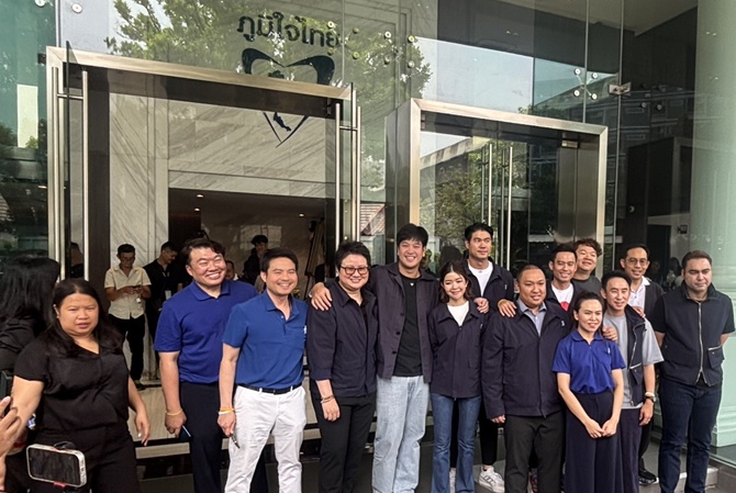 โผ ครม.ภูมิใจไทย ใกล้สะเด็ดน้ำกระจาย รมช. มหาดไทยและคมนาคม “สรรเพชญ” ชัดนั่งรมต. “บิ๊กดุล” - “บิ๊กรุทธ” สานงานต่อ