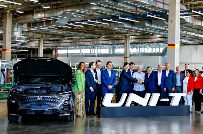 CHANGAN และ CAOA ตอกย้ำความมุ่งมั่นระยะยาวในบราซิล ประกาศเพิ่มการลงทุน 5 พันล้านเรอัล ชูเทคโนโลยี Flex-Fuel ใหม่ พร้อมเปิดตัวรถยนต์ CHANGAN UNI-T