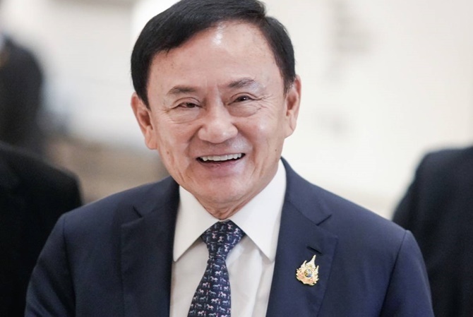 “ทักษิณ” พร้อมติดกำไล EM รับพักโทษ 11 พ.ค. ครอบครัวเผยยินดีแต่มีห่วง ทนายชี้ตั้งข้อสังเกตความเหมาะสม