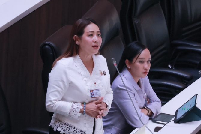 “อรทัย” ขอทุกฝ่ายร่วมหนุนร่าง พ.ร.บ.กิจการฮัจญ์ ชี้ต้องมี กม.คุ้มครองผู้แสวงบุญ ป้องกันถูกหลอก ยกระดับมาตรฐานการเดินทาง สร้างความอุ่นใจให้ชาวมุสลิมทั่วประเทศ