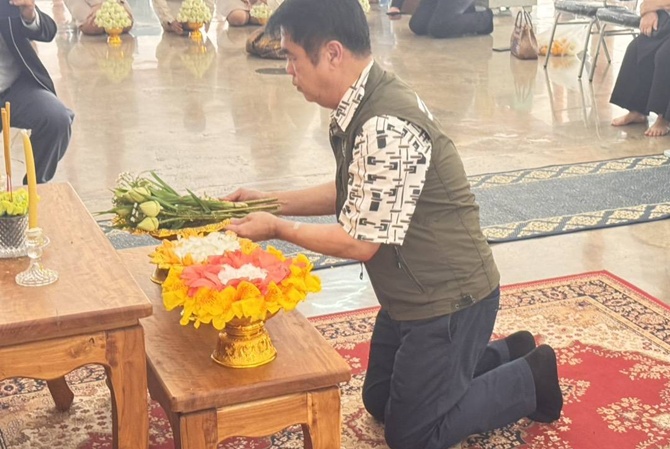 “สุริยะ” ออกจาก รพ. แล้ว ยืนยันลุยภารกิจอุดรฯ ต่อ หลังวูบหมดสติเมื่อคืน