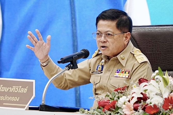 อธิบดีปค.ขานรับนโยบาย มท.1 ลุย “กวาดบ้านตัวเอง” ตรวจฉี่กำนัน-ผู้ใหญ่บ้าน   878 อำเภอทั่วประเทศ พบฉี่ม่วง 47 ราย สั่งพ้นตำแหน่งทันที