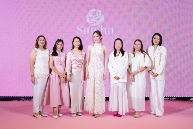“สิเนหา” (SINEHA) เมคอัพ Clean Beauty ร่วมสร้างนิยามใหม่ “The Moment of Charm with Charlotte” ดึง “ชาล็อต ออสติน” สร้างปรากฏการณ์ Lucky Fans  พร้อมรุกหนักช่องทาง Modern Trade