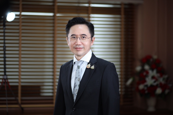 ‘รองนายกฯ ยศชนัน’ เผยผลการจัดอันดับระดับสากล สถาบันอุดมศึกษาไทยผงาดเวทีโลก 7 สถาบัน ทะยาน Top 100 ‘มหิดล-มธ.’ คว้าที่ 1 ประกาศดันเป็นทัพหน้าขับเคลื่อนประเทศ