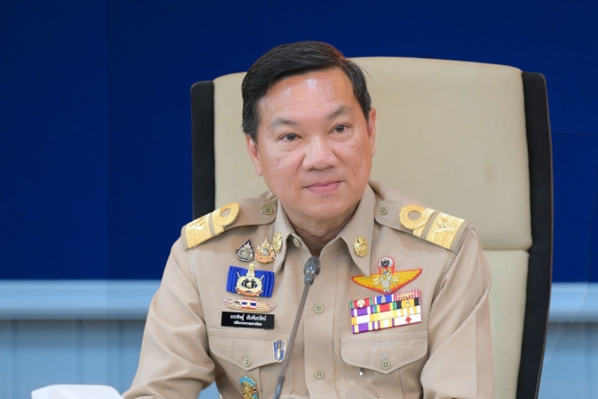 ปลัดกระทรวงมหาดไทย แถลงมติกสถ.เพิกถอนบรรจุข้าราชการท้องถิ่น 5,924 คน ยกเลิกบัญชีเดิมทั้งหมด จัดอันดับใหม่ต้นสัปดาห์หน้า หลังพบคะแนนสอบผิดปกติ