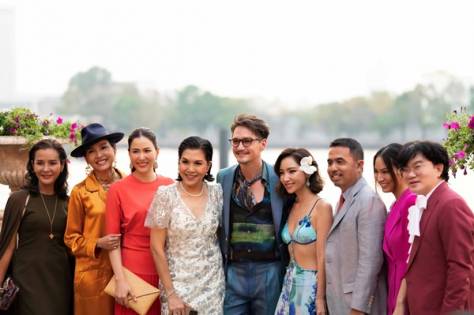 บ้านเมือง - ดารา เซเลบ ร่วมงานฉลองวิวาห์ บ้านเมือง - ดารา เซเลบ ร่วมงานฉลองวิวาห์