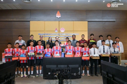 มข. จับมือ ขอนแก่นมอดินแดง เอฟซี เซ็น MOU 4 ปี ปั้น KKU Football Academy