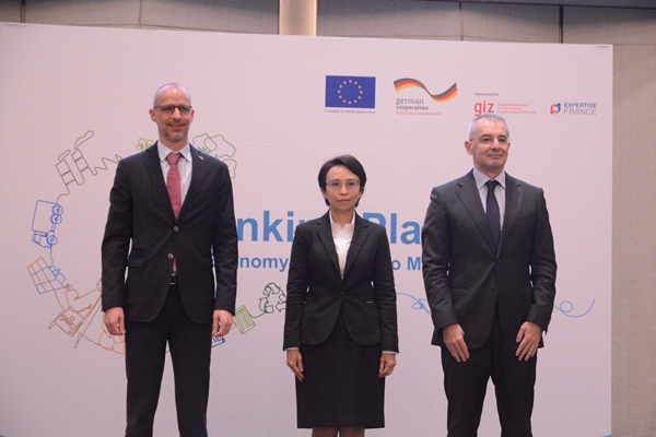 This image is not belong to us