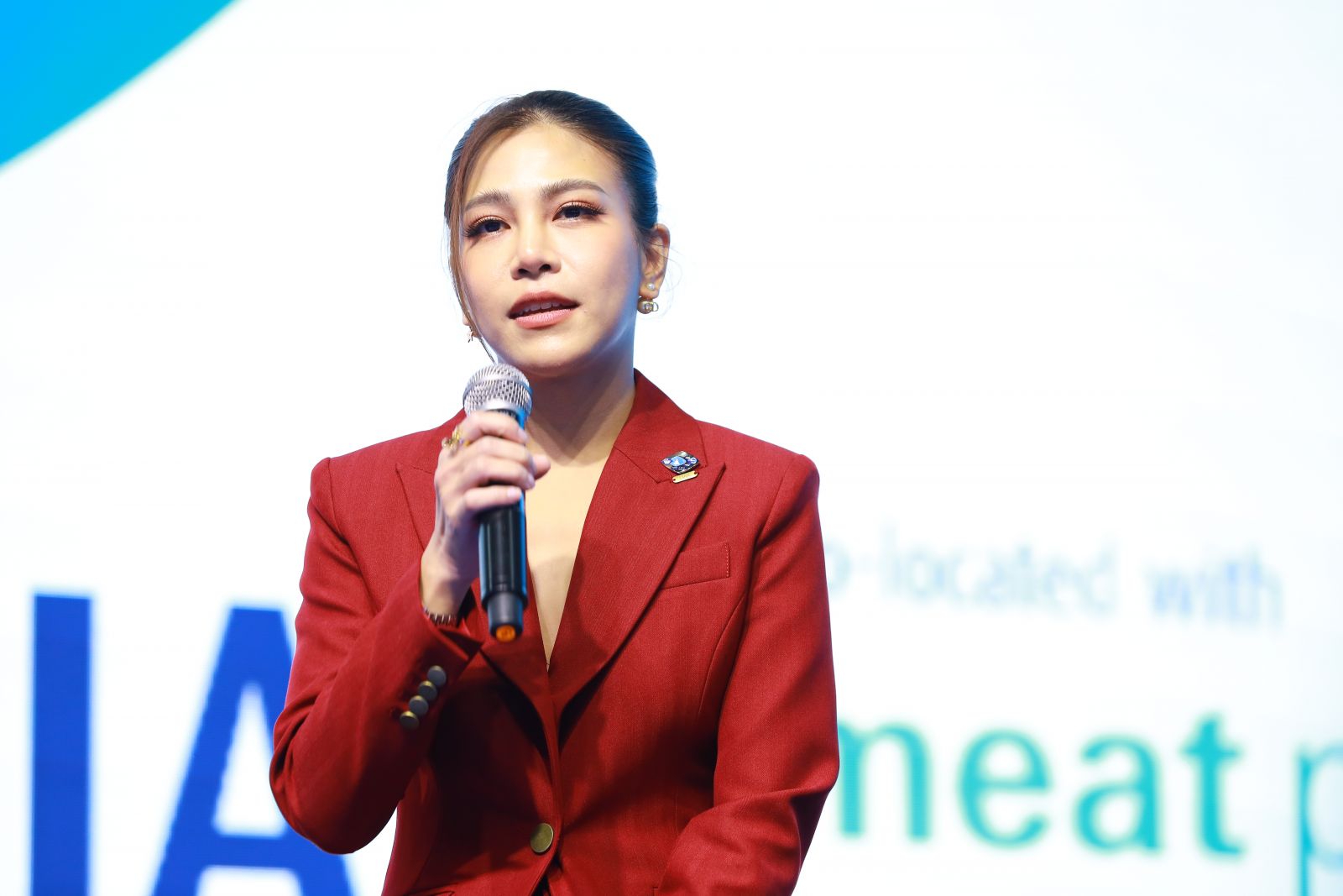 https://www.banmuang.co.th/uploads/userfiles/img/2023/03/vnu.jpg